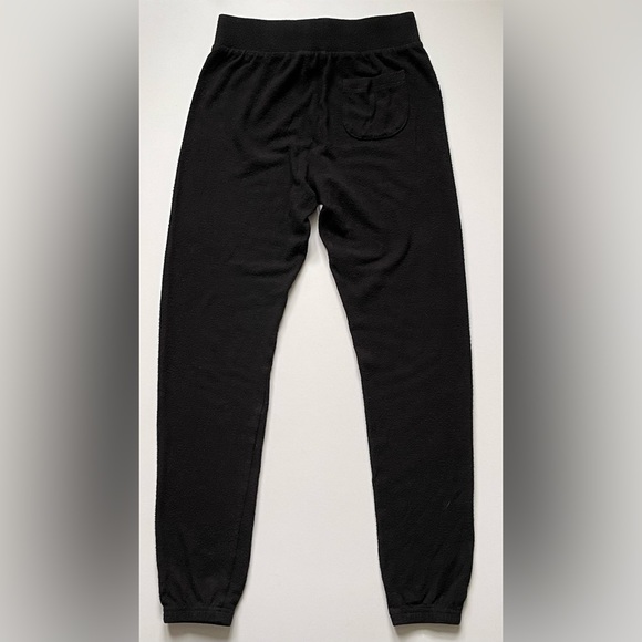 Peace Love World Girls’ Thin Black Sweatpants with Gold Sequin Star - Picture 3 of 5